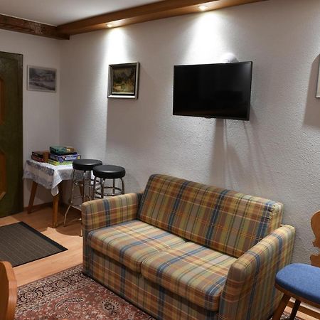 Holzschnitzers Appartements Ehrwald Luaran gambar