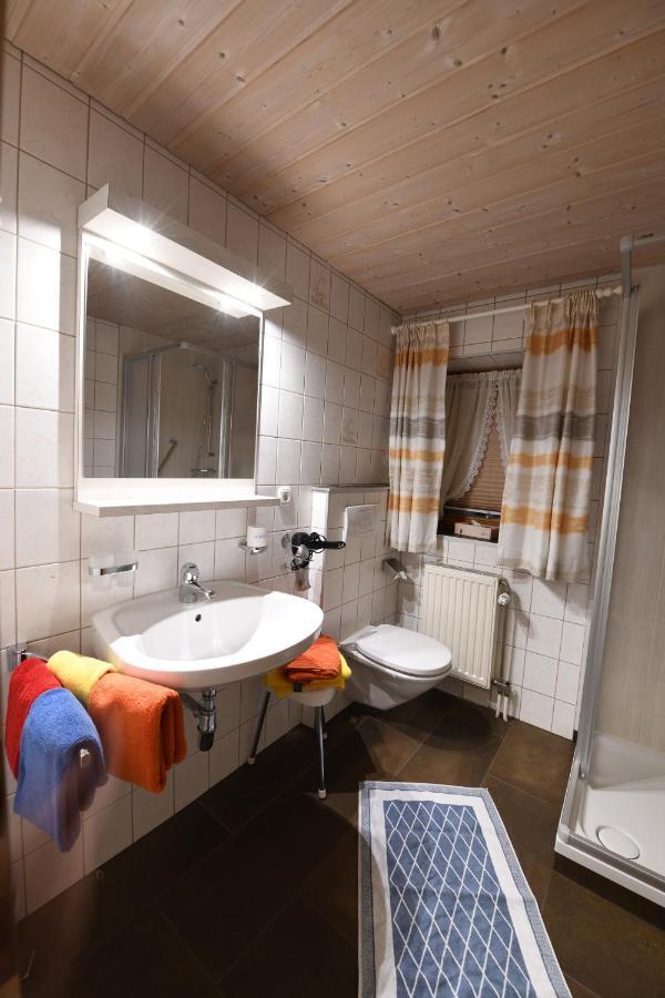 Holzschnitzers Appartements Ehrwald Luaran gambar