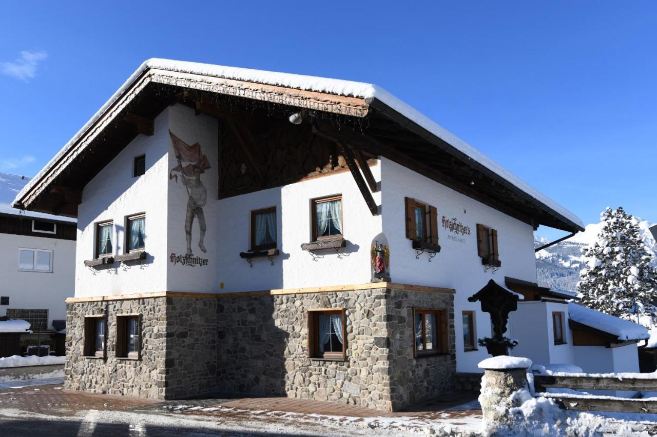 Holzschnitzers Appartements Ehrwald Luaran gambar